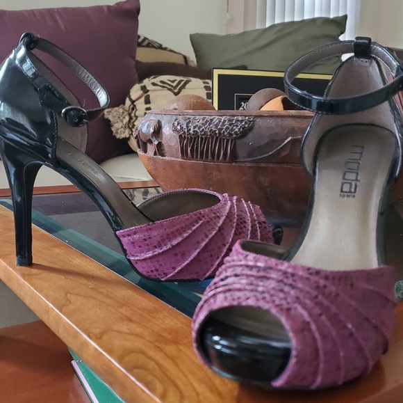 Moda Open Toe Pump - Picture 2 of 8